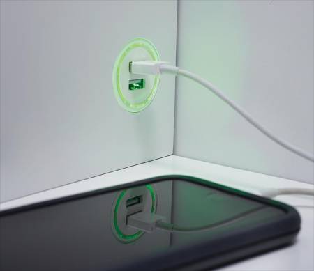 Napoleon Stylus USB full charge green light
